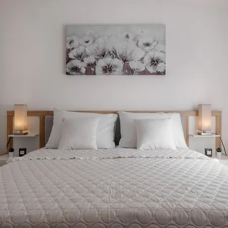 Sostaric By Interhome