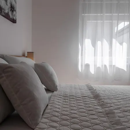 شقة Sostaric By Interhome *