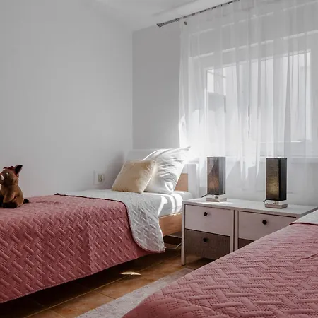 شقة Sostaric By Interhome فير