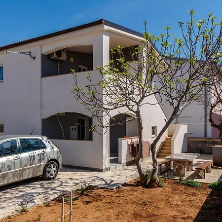 شقة Sostaric By Interhome