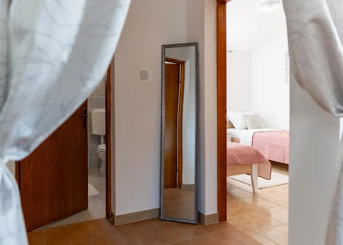 Sostaric By Interhome * Vir