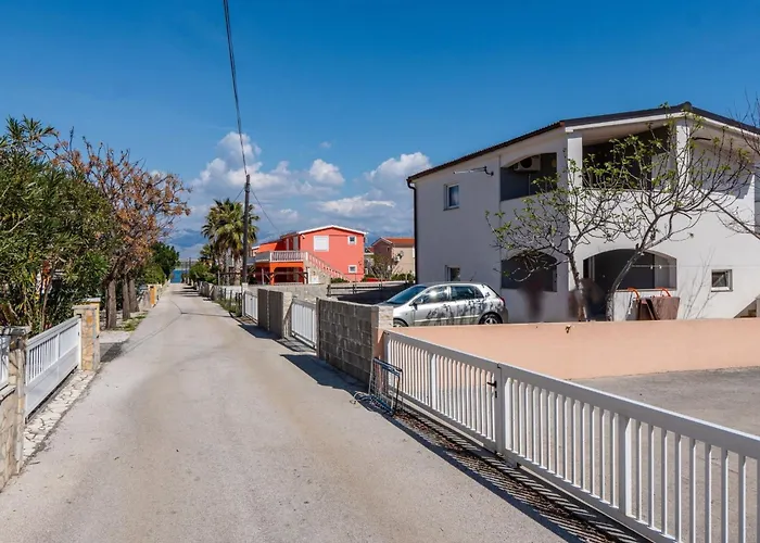 Sostaric By Interhome * Vir